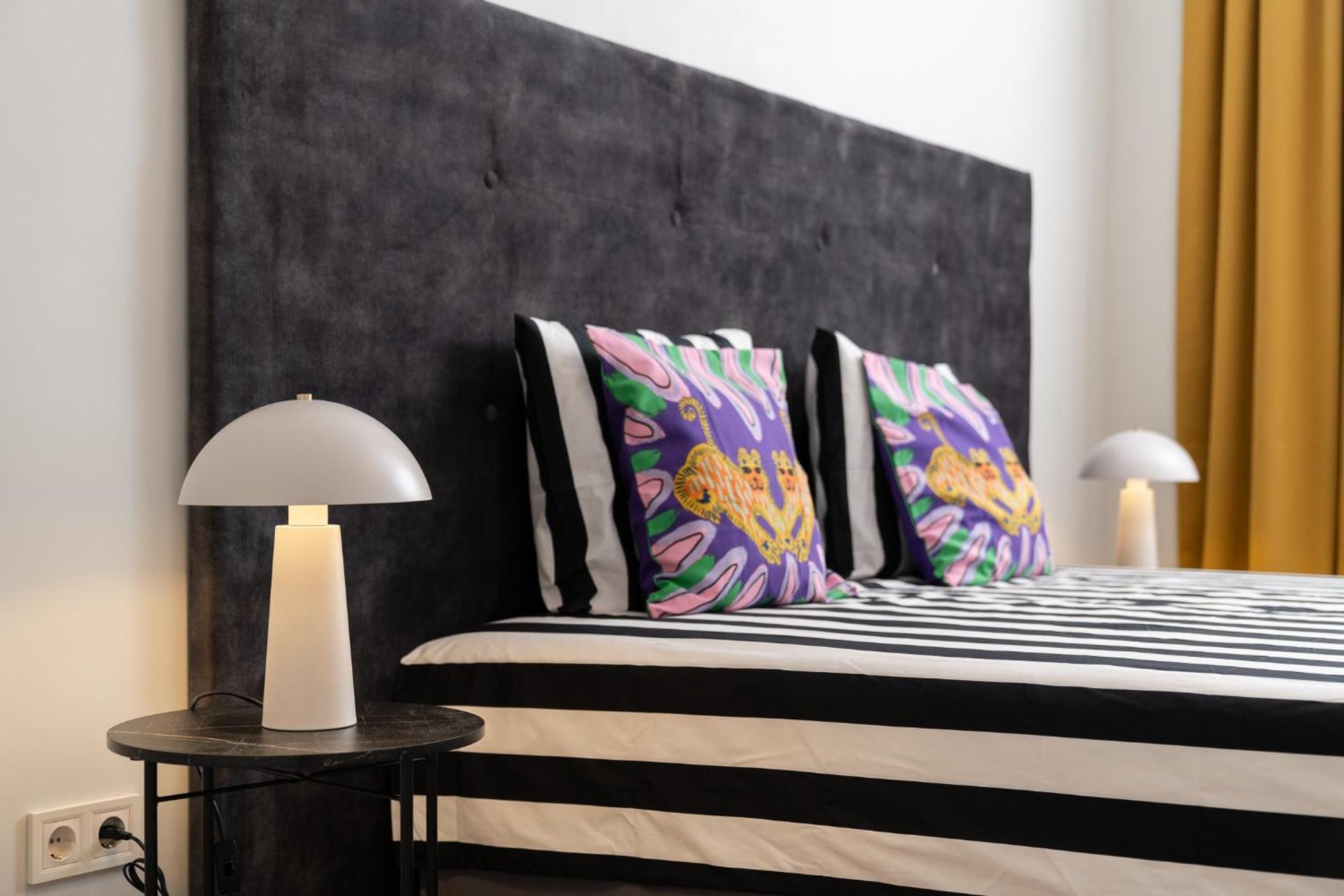 Bright & Sunny Stylish Apt With 2Bdr And 2Bth صوفيا المظهر الخارجي الصورة